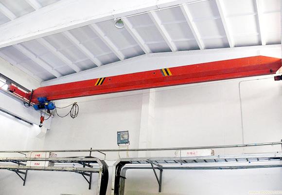 Novo široko použitý typ LDP Jednoduchý mostový žeriav na predaj